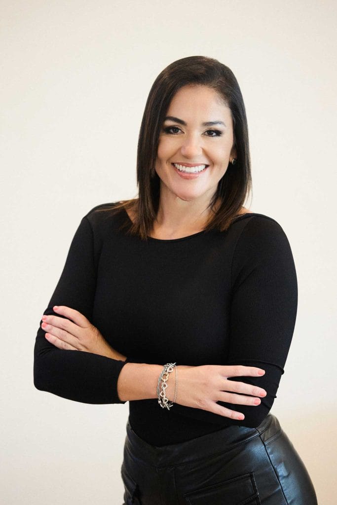 Laura Masis, Lauren Mantey real estate team
